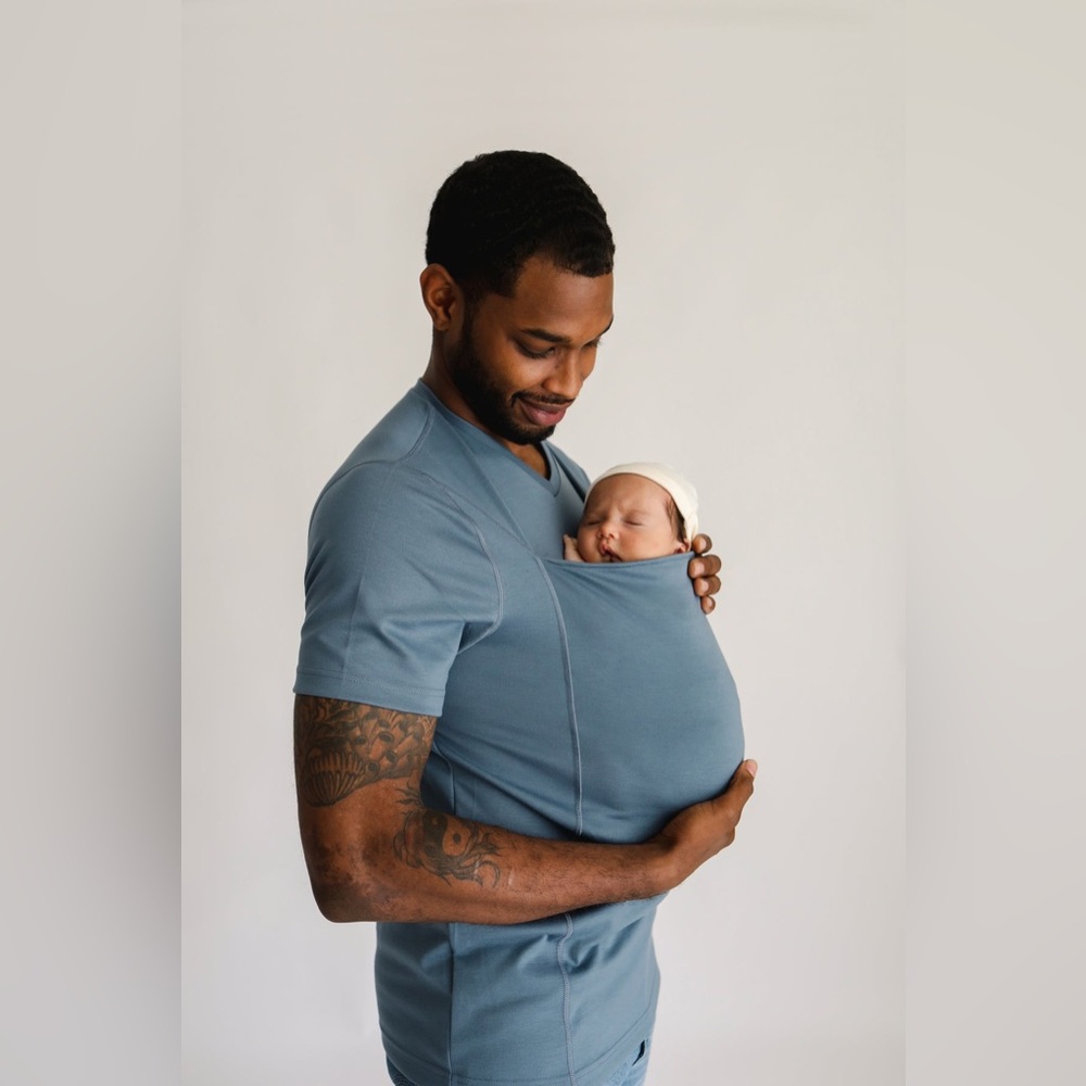 Men's Short Sleeve Babywearing Tee - Blue